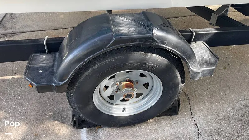 Slide: The Image of Bayliner VR5 2021 - 16077432