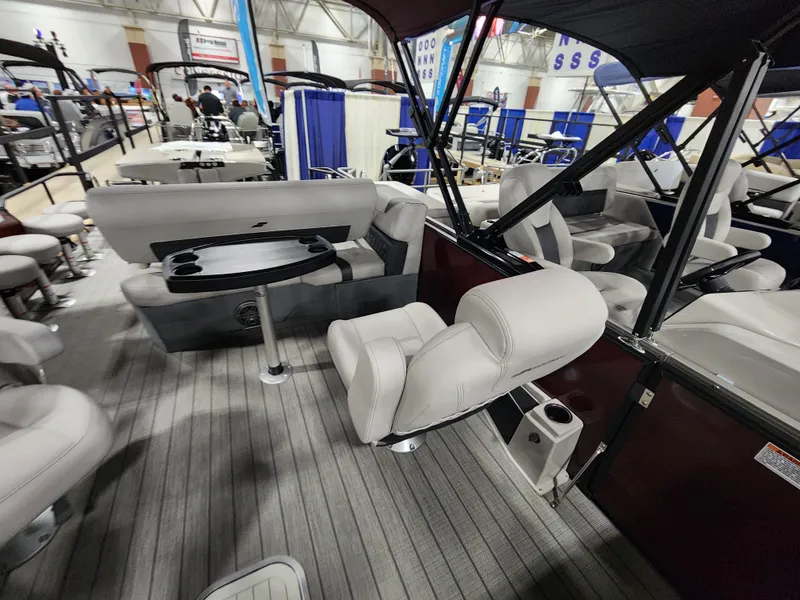 Slide: The Image of Starcraft CX23DLDHBARTT 2024 - 5