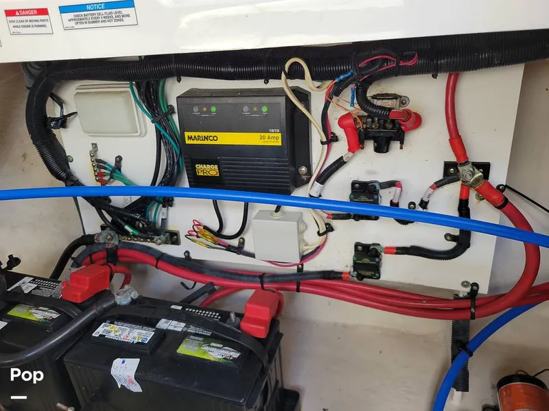 Slide: The Image of Sea Ray 250 Sundancer 2009 - 16061651