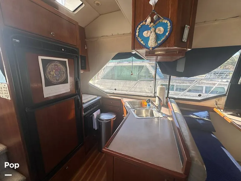 Slide: The Image of Bayliner 4087 Motor Yacht 1998 - 16029919