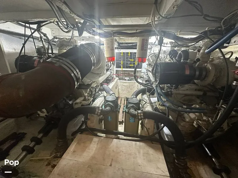 Slide: The Image of Bayliner 4087 Motor Yacht 1998 - 16029812