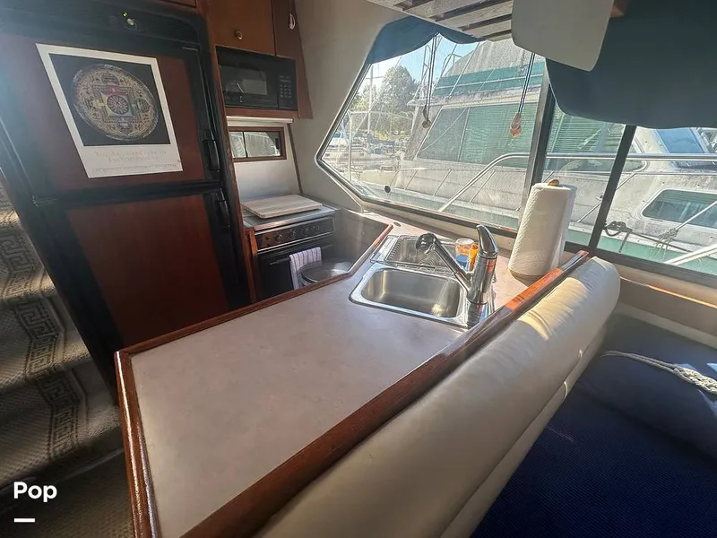 Slide: The Image of Bayliner 4087 Motor Yacht 1998 - 16029921