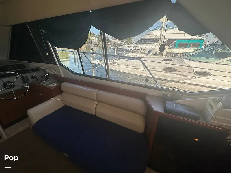 Slide: The Image of Bayliner 4087 Motor Yacht 1998 - 16030219