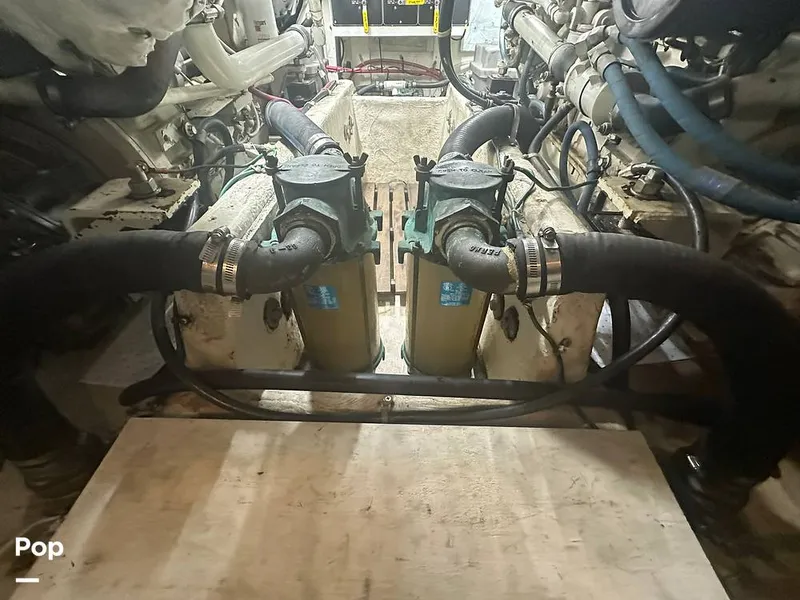 Slide: The Image of Bayliner 4087 Motor Yacht 1998 - 16029816