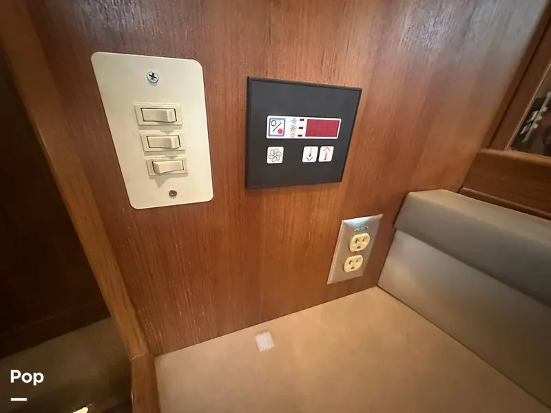 Slide: The Image of Bayliner 4087 Motor Yacht 1998 - 16029821