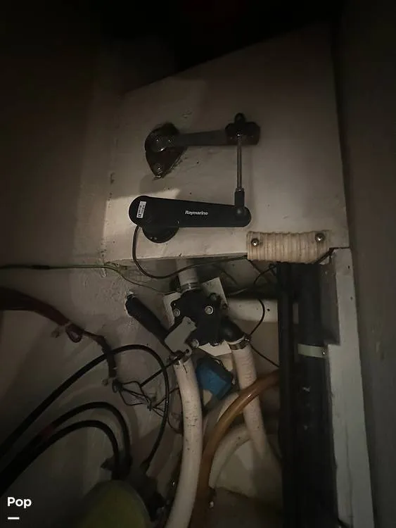 Slide: The Image of Bayliner 4087 Motor Yacht 1998 - 16029834