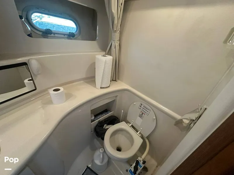 Slide: The Image of Bayliner 4087 Motor Yacht 1998 - 16029840