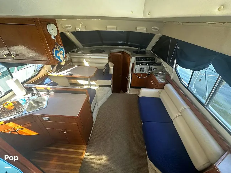 Slide: The Image of Bayliner 4087 Motor Yacht 1998 - 16029803