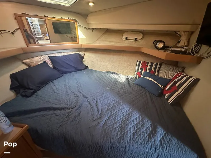 Slide: The Image of Bayliner 4087 Motor Yacht 1998 - 16029846