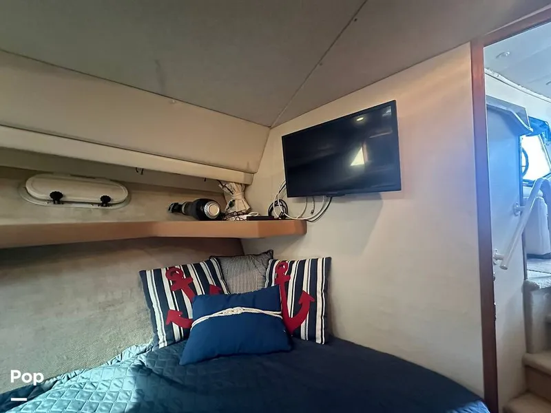 Slide: The Image of Bayliner 4087 Motor Yacht 1998 - 16029847