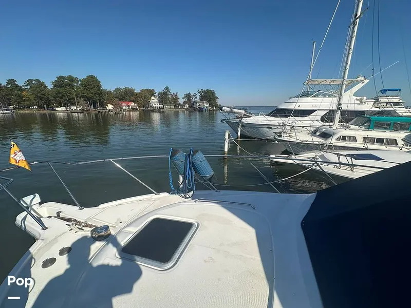 Slide: The Image of Bayliner 4087 Motor Yacht 1998 - 16029860