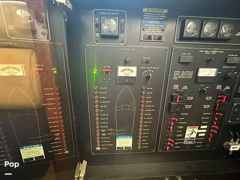 Slide: The Image of Bayliner 4087 Motor Yacht 1998 - 16029806