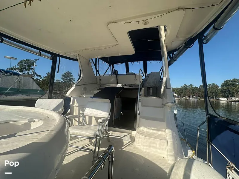 Slide: The Image of Bayliner 4087 Motor Yacht 1998 - 16029883