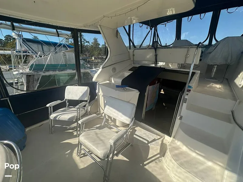 Slide: The Image of Bayliner 4087 Motor Yacht 1998 - 16029885