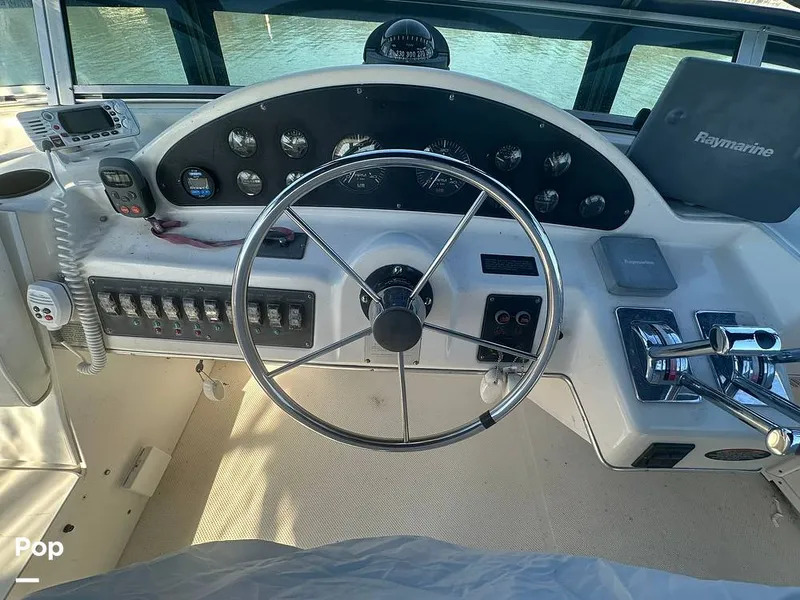 Slide: The Image of Bayliner 4087 Motor Yacht 1998 - 16029894