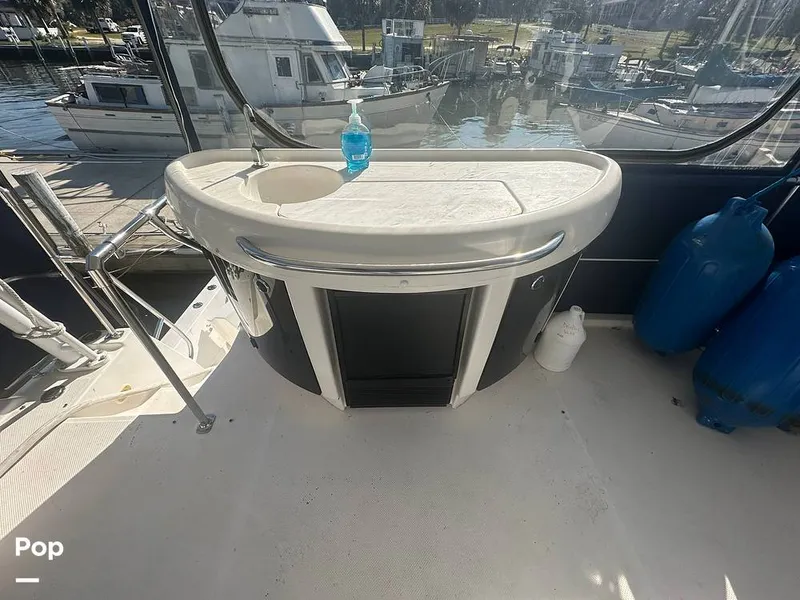 Slide: The Image of Bayliner 4087 Motor Yacht 1998 - 16029907