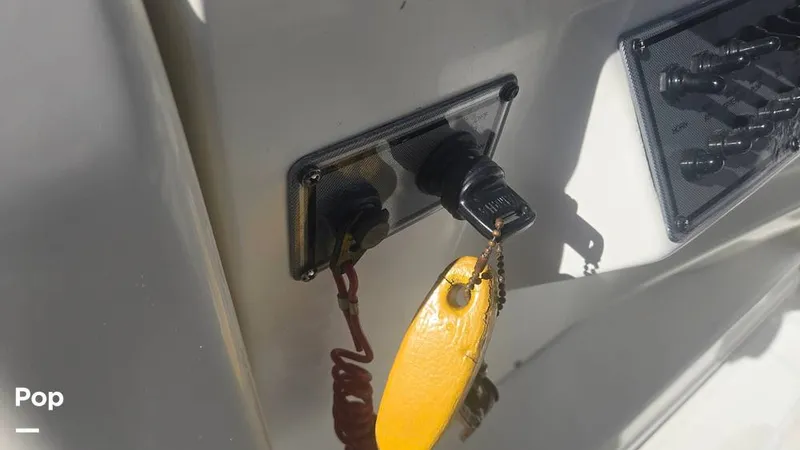 Slide: The Image of Wellcraft 250 Fisherman 2003 - 16085596