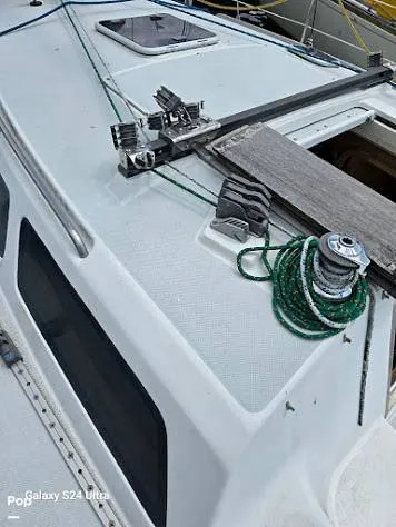 Slide: The Image of Catalina 320 Wing 2001 - 16335405