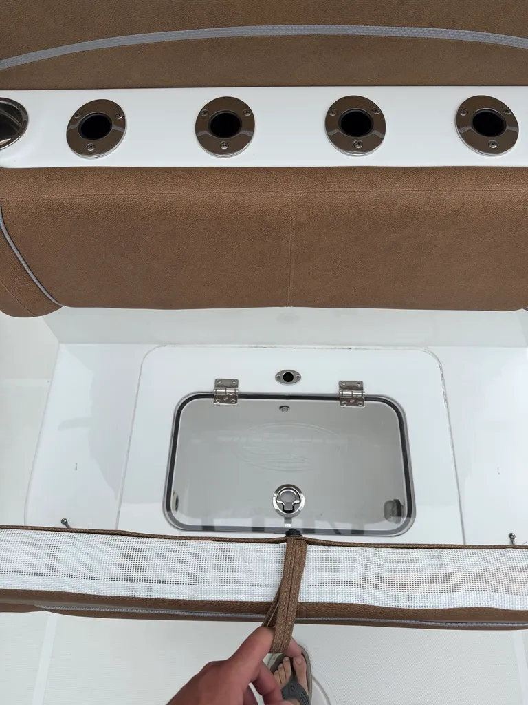 Slide: The Image of Sea Hunt Gamefish 30 FS 2023 - 19