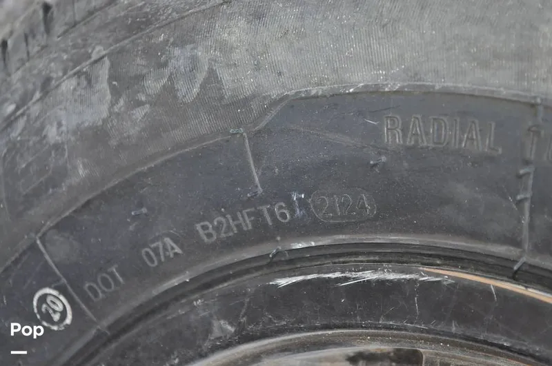 Slide: The Image of Avalon Catalina QL 2585 2019 - 16051725