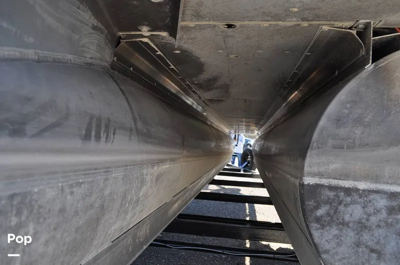 Slide: The Image of Avalon Catalina QL 2585 2019 - 16051732