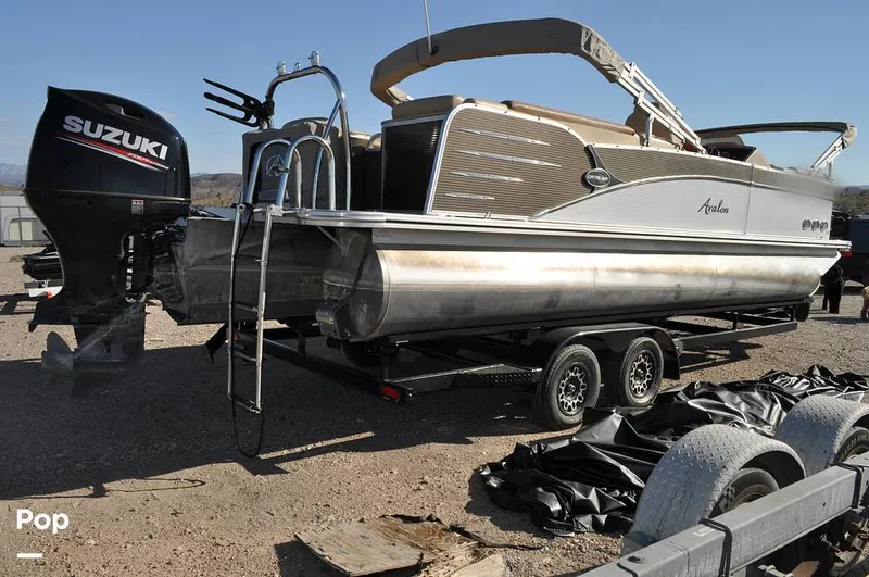 Slide: The Image of Avalon Catalina QL 2585 2019 - 16051742