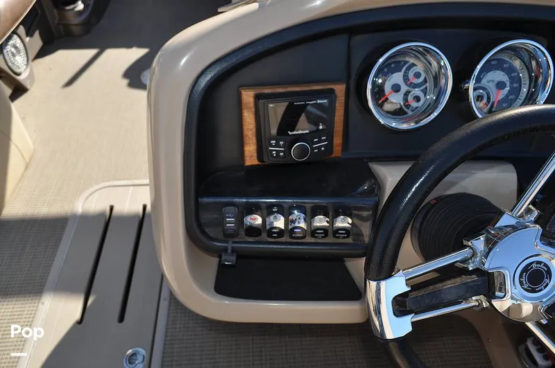 Slide: The Image of Avalon Catalina QL 2585 2019 - 16051758