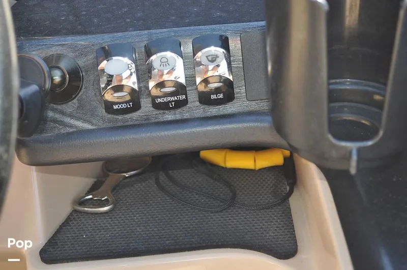 Slide: The Image of Avalon Catalina QL 2585 2019 - 16051760