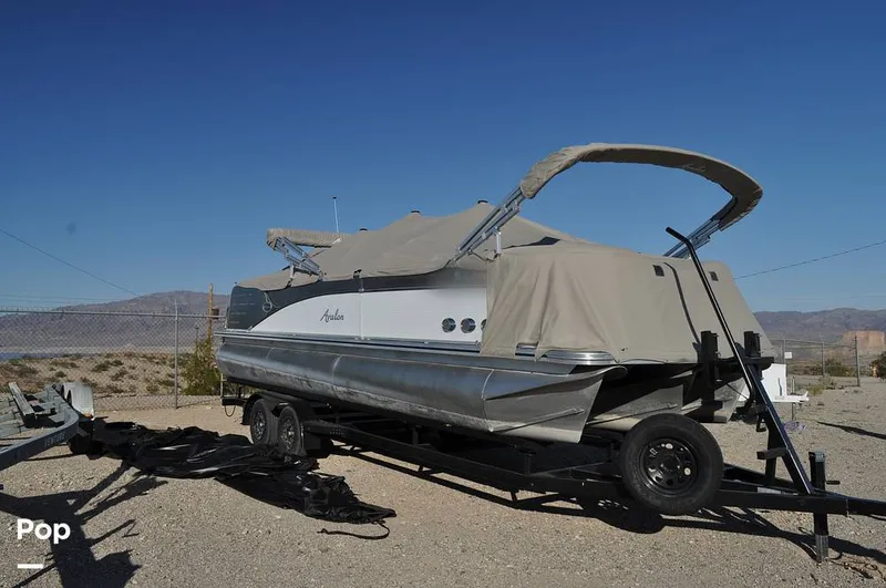 Slide: The Image of Avalon Catalina QL 2585 2019 - 16051766