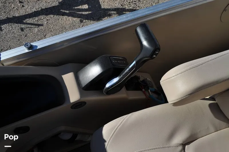 Slide: The Image of Avalon Catalina QL 2585 2019 - 16051773