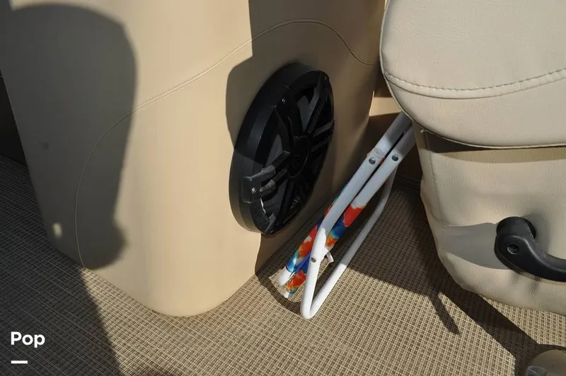 Slide: The Image of Avalon Catalina QL 2585 2019 - 16051777