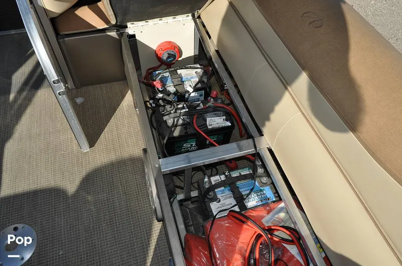 Slide: The Image of Avalon Catalina QL 2585 2019 - 16051797