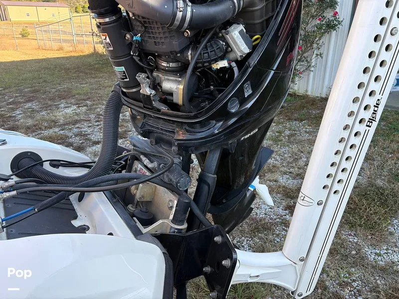 Slide: The Image of Ranger Z520 2016 - 16061748