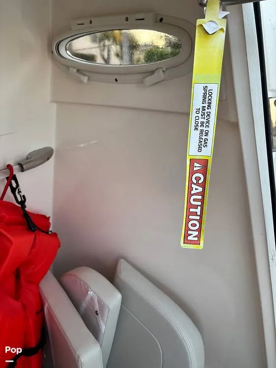 Slide: The Image of Electronics Box - 16012275