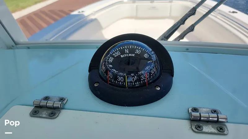 Slide: The Image of Cobia 262 CC 2019 - 16012284