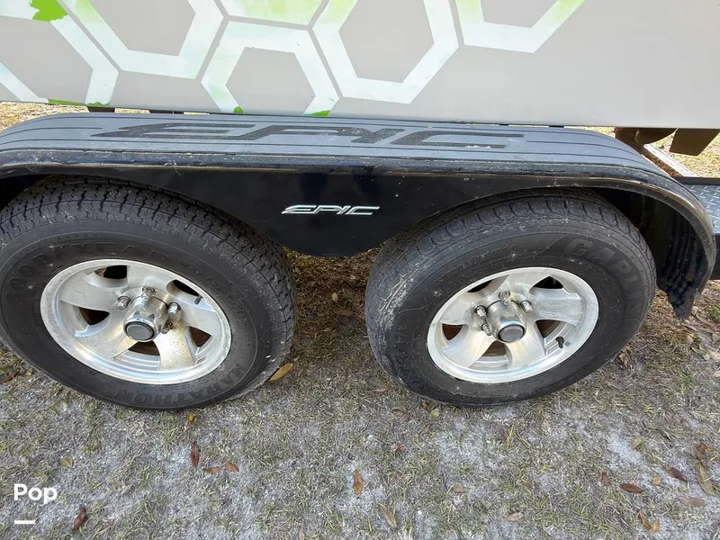 Slide: The Image of Epic 23V 2013 - 16259980