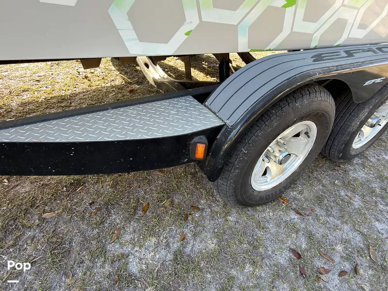 Slide: The Image of Epic 23V 2013 - 16259983