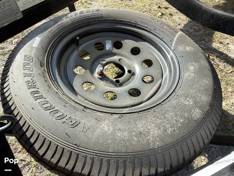 Slide: The Image of Epic 23V 2013 - 16259987