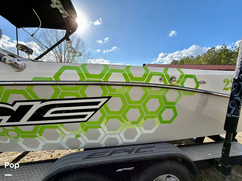 Slide: The Image of Epic 23V 2013 - 16259790