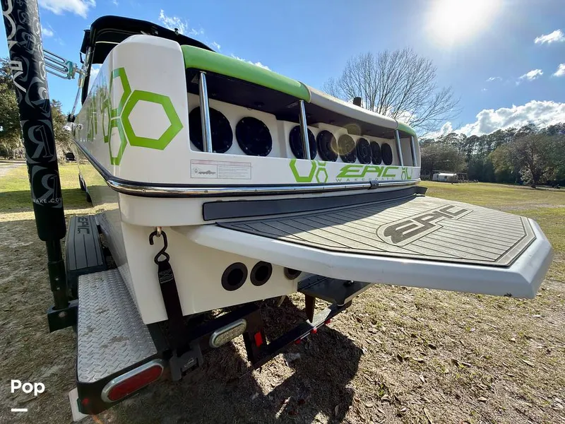 Slide: The Image of Epic 23V 2013 - 16259792