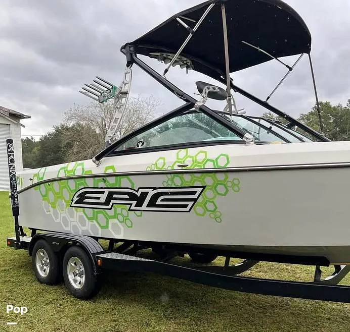 Slide: The Image of Epic 23V 2013 - 16110504