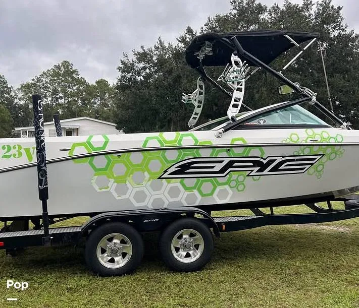 Slide: The Image of Epic 23V 2013 - 16110507