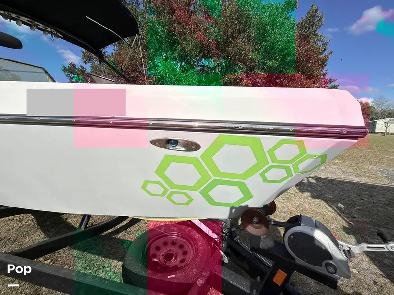 Slide: The Image of Epic 23V 2013 - 16259807