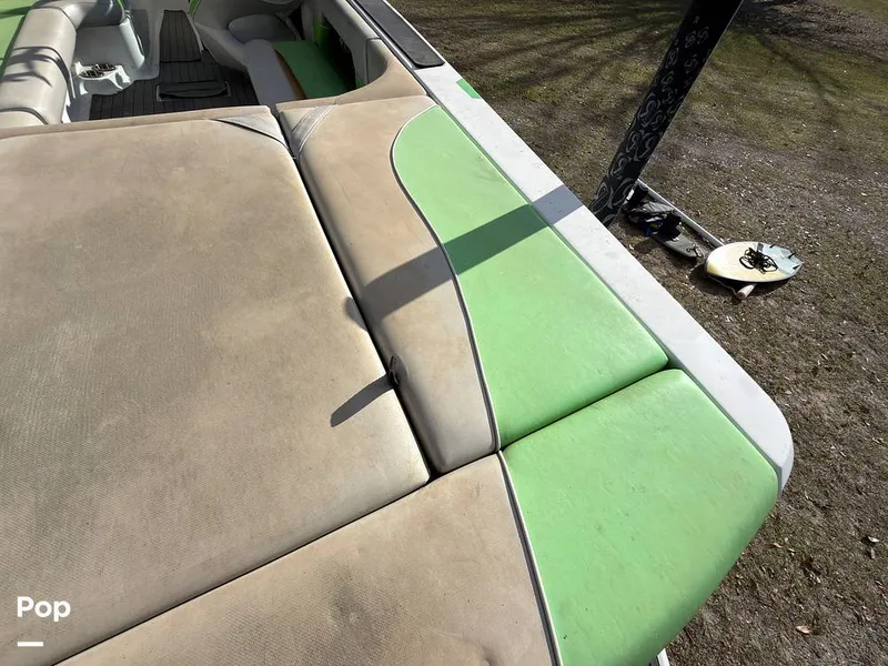 Slide: The Image of Epic 23V 2013 - 16259811