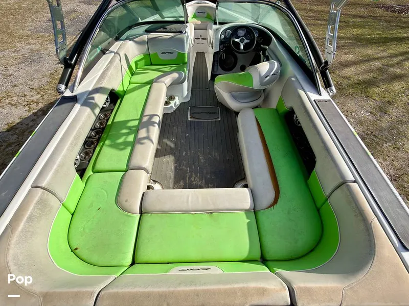 Slide: The Image of Epic 23V 2013 - 16259812