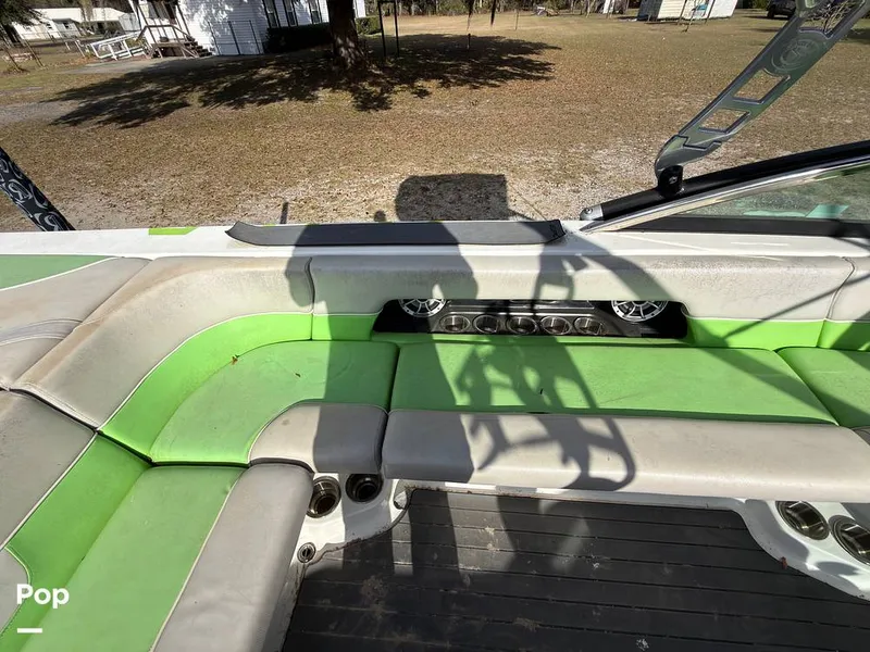 Slide: The Image of Epic 23V 2013 - 16259814