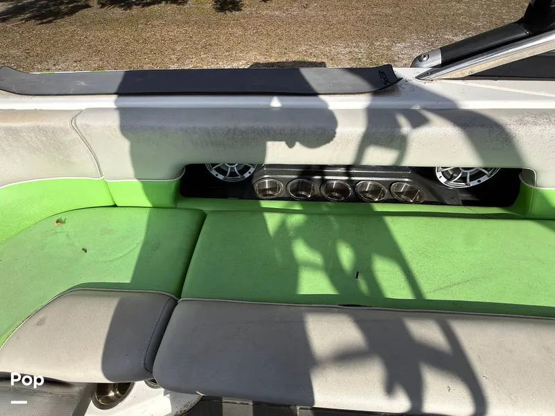 Slide: The Image of Epic 23V 2013 - 16259816