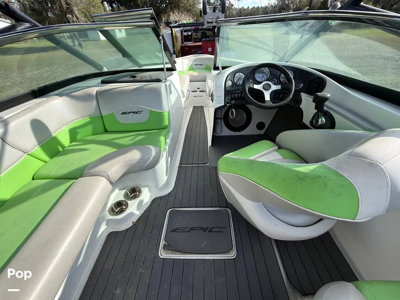 Slide: The Image of Epic 23V 2013 - 16259822