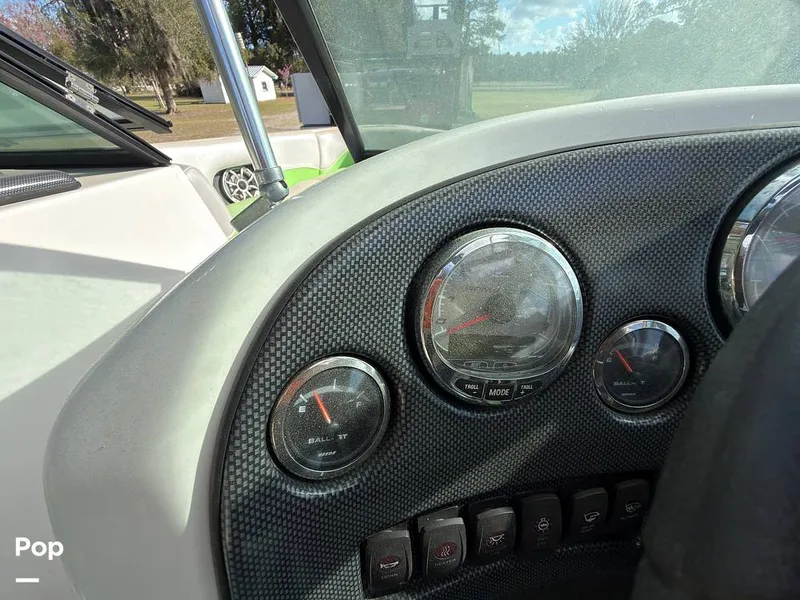 Slide: The Image of Epic 23V 2013 - 16259828