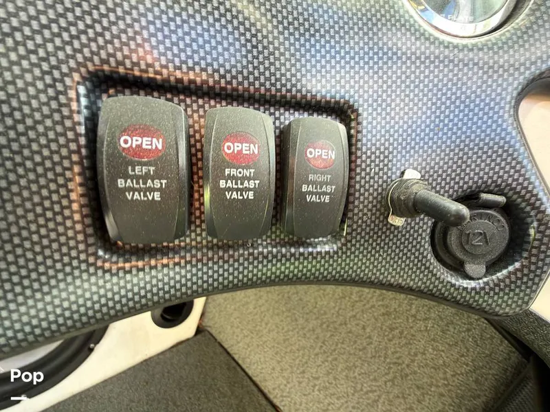 Slide: The Image of Epic 23V 2013 - 16259833